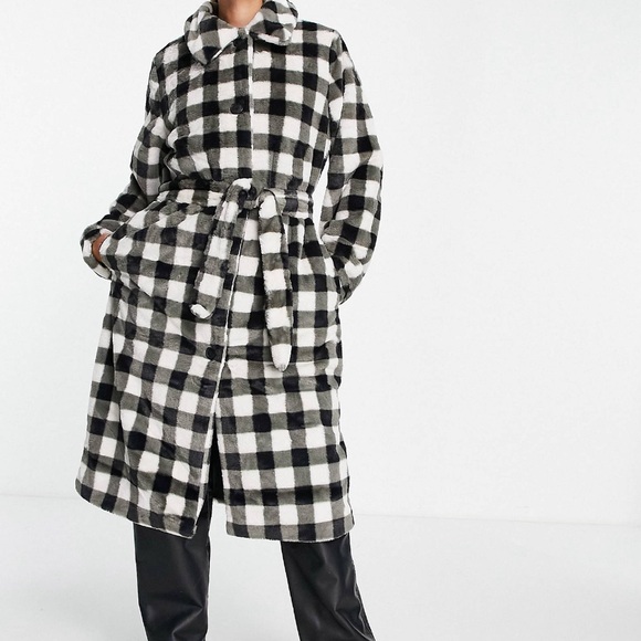 Missguided Jackets & Blazers - Misguided faux fur oversized coat in gingham